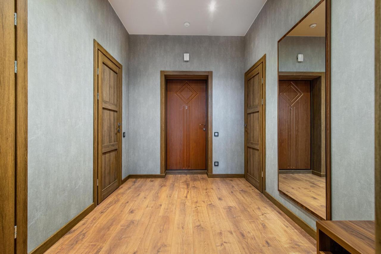 Sea Symphony Wood Style Apartment Odesa Exterior foto