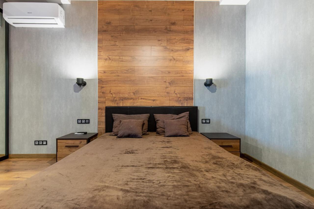 Sea Symphony Wood Style Apartment Odesa Exterior foto